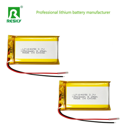 ซื้อ แบตเตอรี่ Li-Ion 104050 3.7v 7.4v 2500mAh 9.25wh แบตเตอรี่พอลิเมอร์ลิตยูมที่สามารถชาร์จใหม่ได้ สําหรับเครื่องช่วยได้ยิน การผลิตออนไลน์
