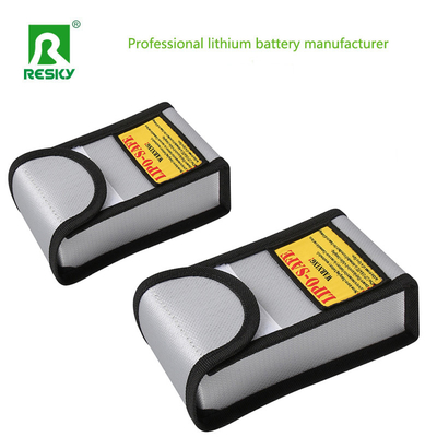ซื้อ กระเป๋าชาร์จแบตเตอรี่ลิเธียมสำหรับโดรน RC กันไฟ กันระเบิด ขนาด 55x90x140 มม. การผลิตออนไลน์