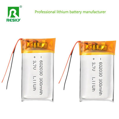 LP602030 3.7v 300mAh แบตเตอรี่พอลิเมอร์ลิตียมแบบชาร์จใหม่ ทนทานและมีอายุการใช้งานยาวนาน 500 จังหวะ